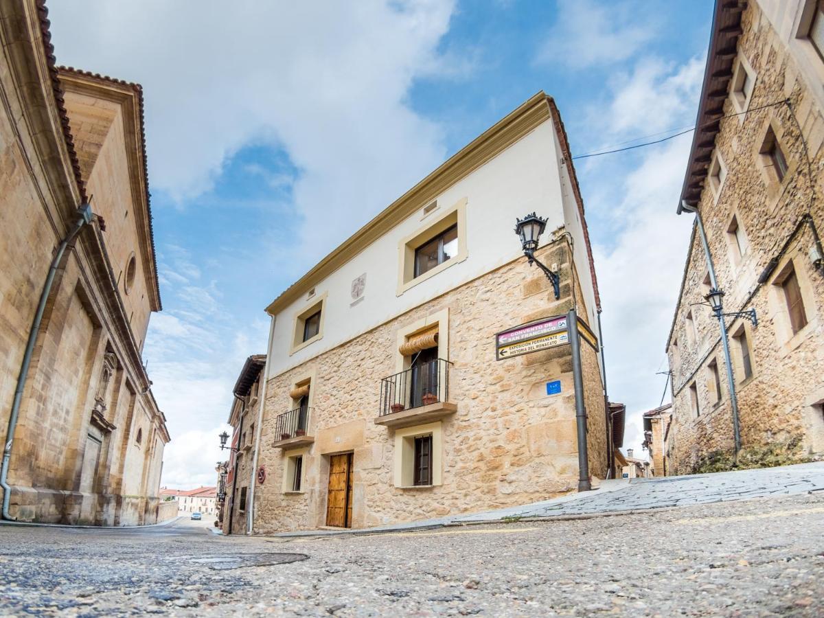 Encantadora Casa De Pueblo Con 5 Hab. En Burgos Santo Domingo De Silos Esterno foto